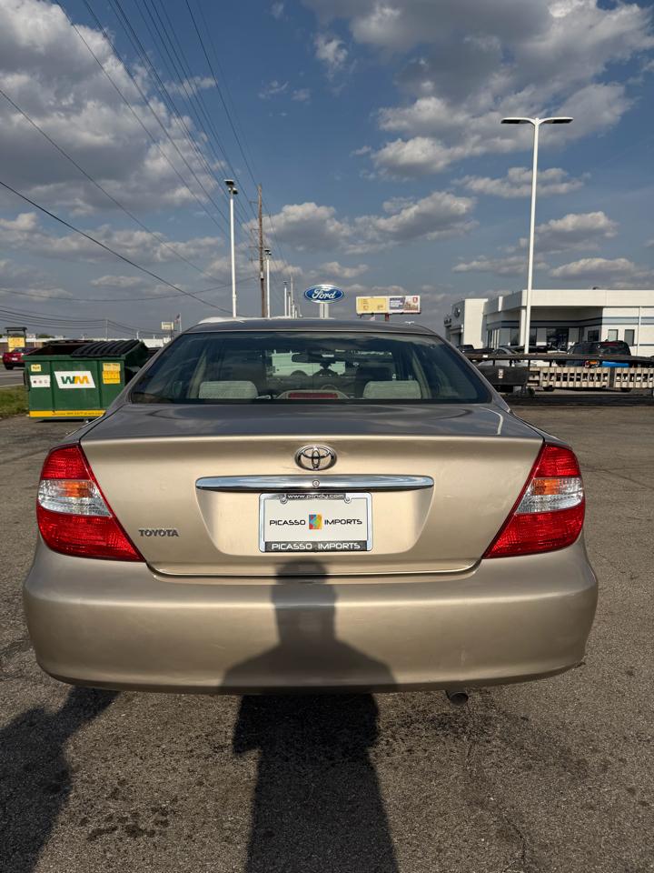 Toyota Camry 4dr Sdn XLE Auto (Natl) 2003