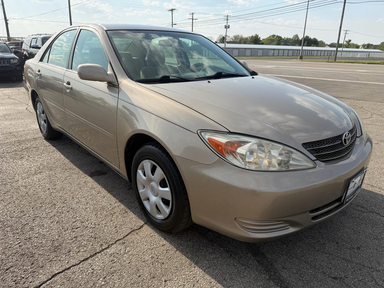 Toyota Camry 4dr Sdn XLE Auto (Natl) 2003