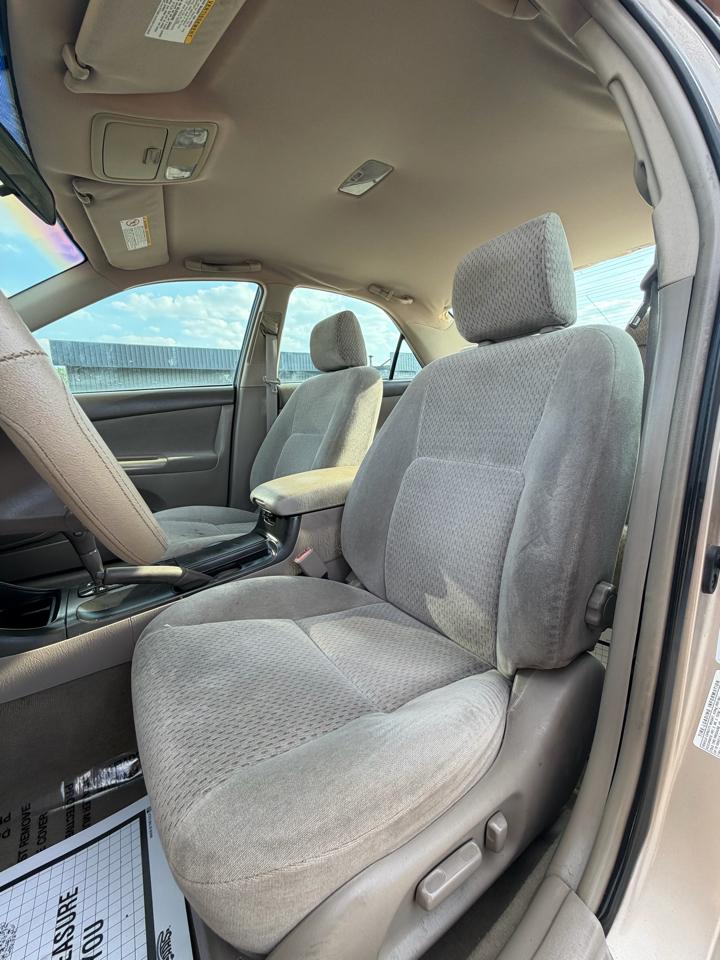 Toyota Camry 4dr Sdn XLE Auto (Natl) 2003