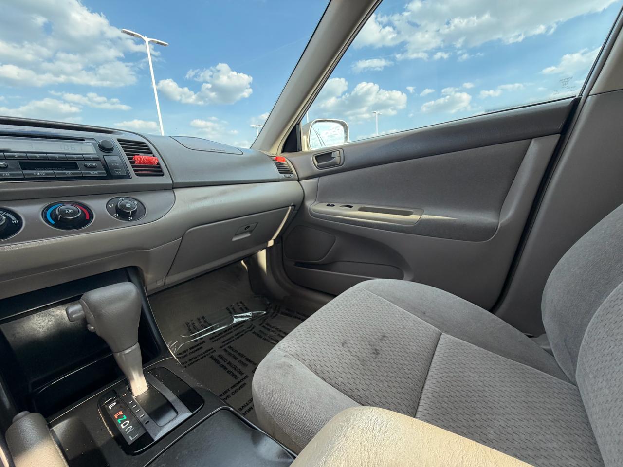 Toyota Camry 4dr Sdn XLE Auto (Natl) 2003