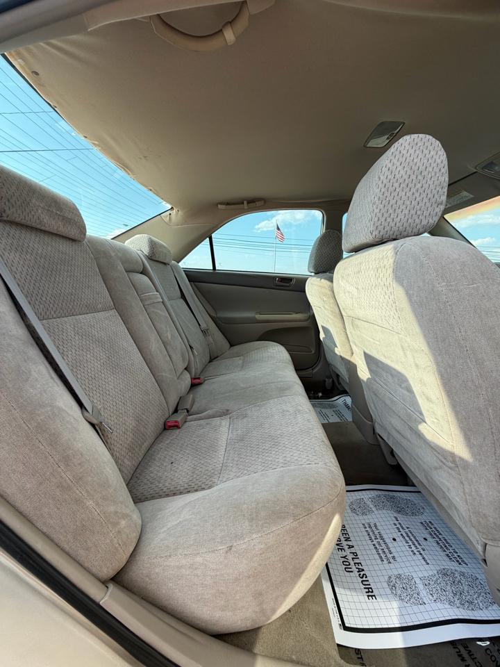 Toyota Camry 4dr Sdn XLE Auto (Natl) 2003