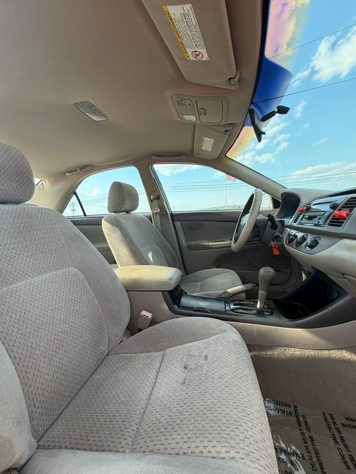 Toyota Camry 4dr Sdn XLE Auto (Natl) 2003