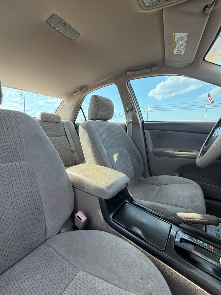 Toyota Camry 4dr Sdn XLE Auto (Natl) 2003