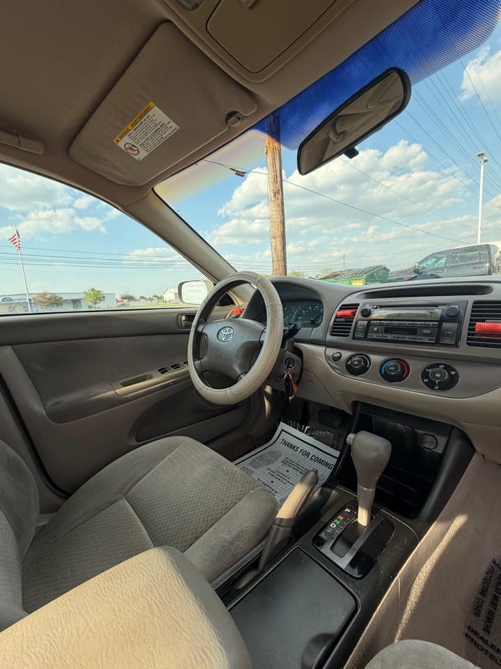 Toyota Camry 4dr Sdn XLE Auto (Natl) 2003
