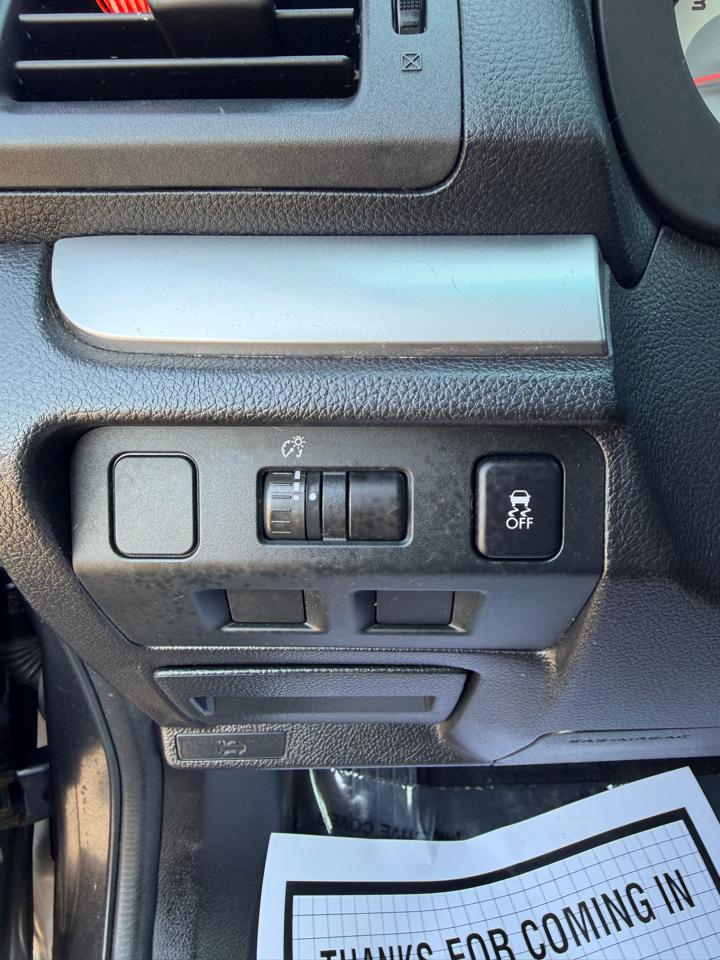 Subaru Impreza Wagon 5dr Auto 2.0i Premium 2013