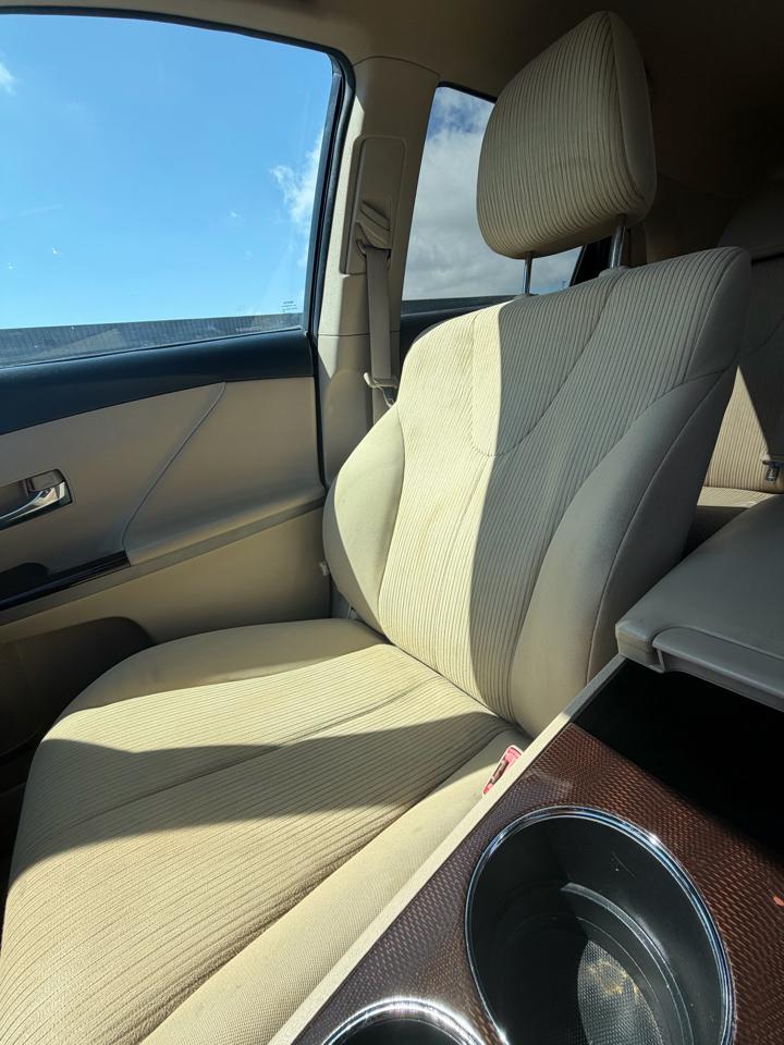 Toyota Venza 4dr Wgn I4 FWD (Natl) 2009