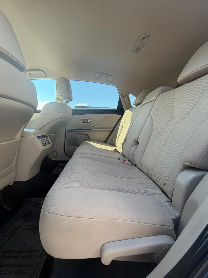 Toyota Venza 4dr Wgn I4 FWD (Natl) 2009