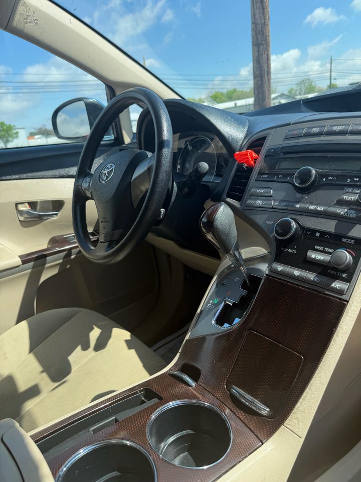 Toyota Venza 4dr Wgn I4 FWD (Natl) 2009