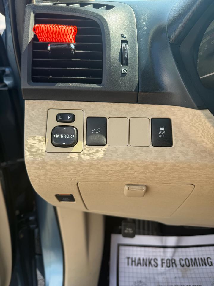 Toyota Venza 4dr Wgn I4 FWD (Natl) 2009