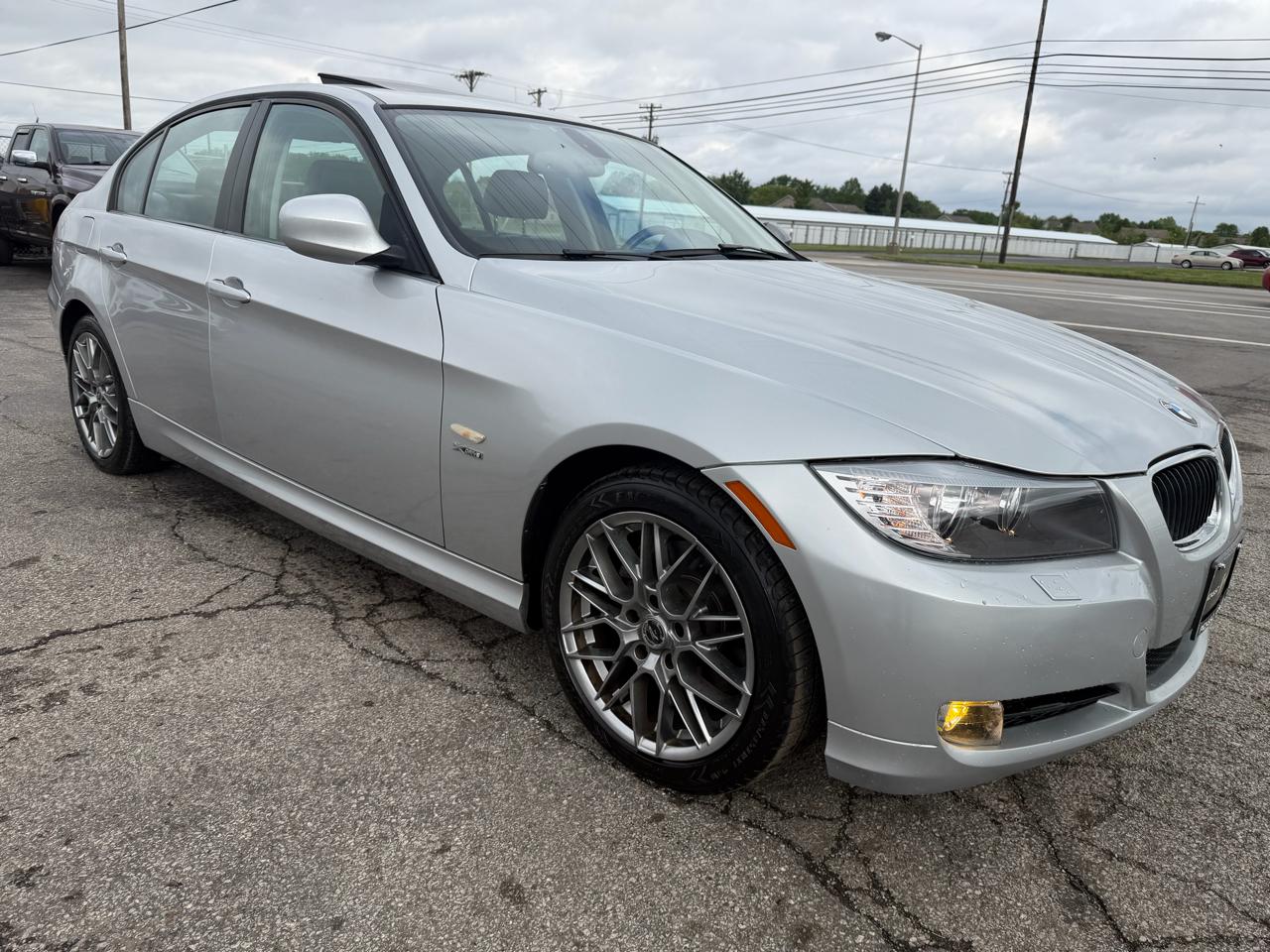 BMW 3 Series 4dr Sdn 328i xDrive AWD SULEV South Africa 2011