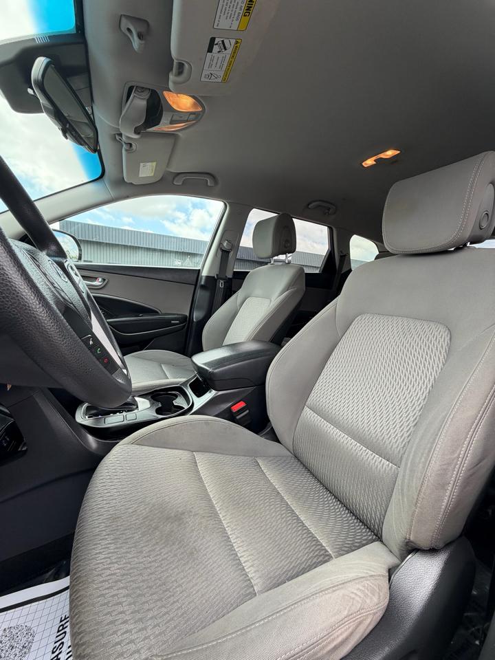 Hyundai Santa Fe SE 3.3L Auto AWD 2017