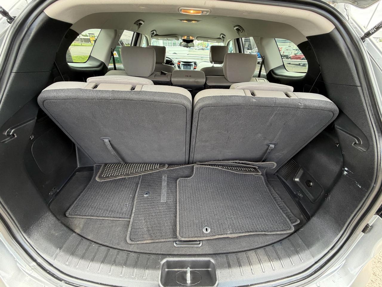 Hyundai Santa Fe SE 3.3L Auto AWD 2017