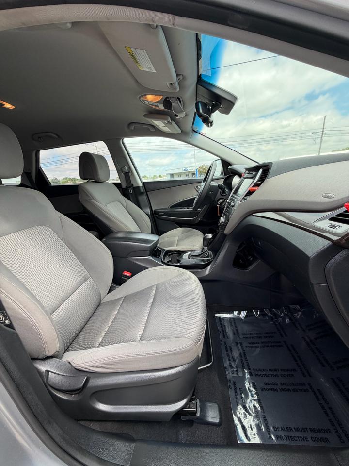 Hyundai Santa Fe SE 3.3L Auto AWD 2017