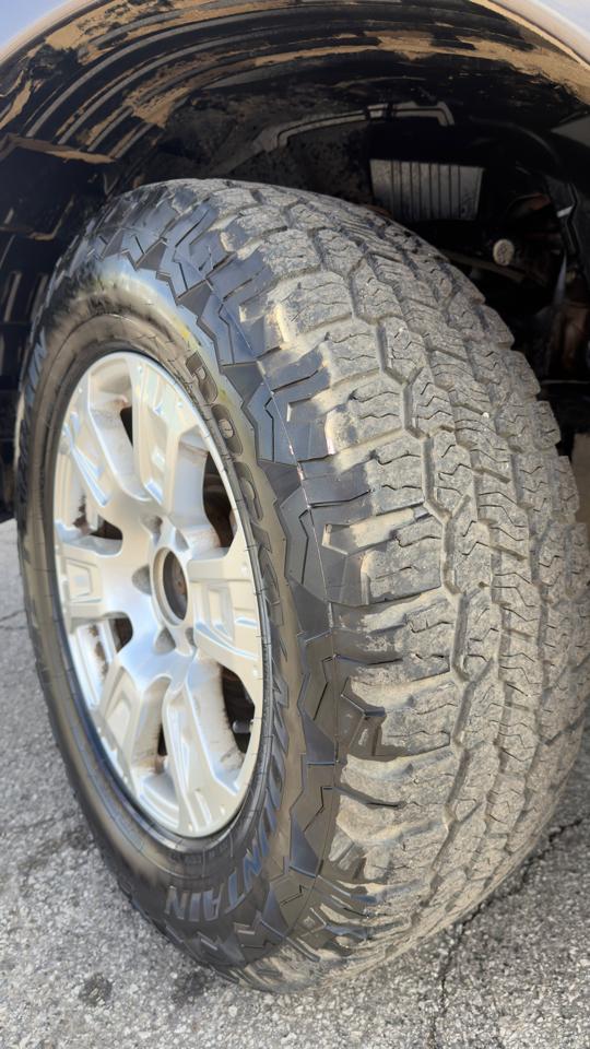 Nissan Titan 4x4 Crew Cab SV 2018