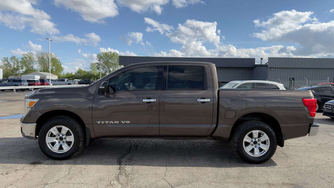 Nissan Titan 4x4 Crew Cab SV 2018