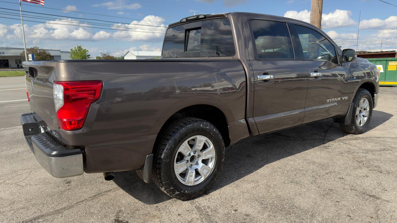 Nissan Titan 4x4 Crew Cab SV 2018