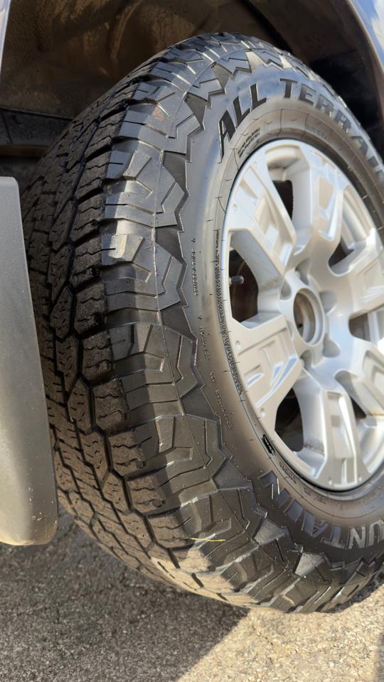 Nissan Titan 4x4 Crew Cab SV 2018
