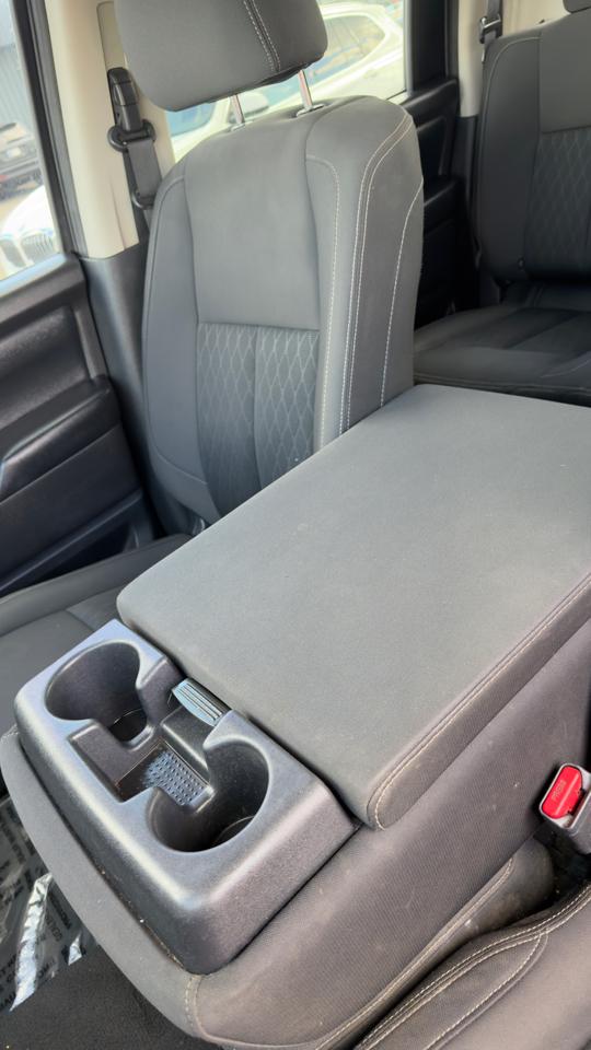 Nissan Titan 4x4 Crew Cab SV 2018
