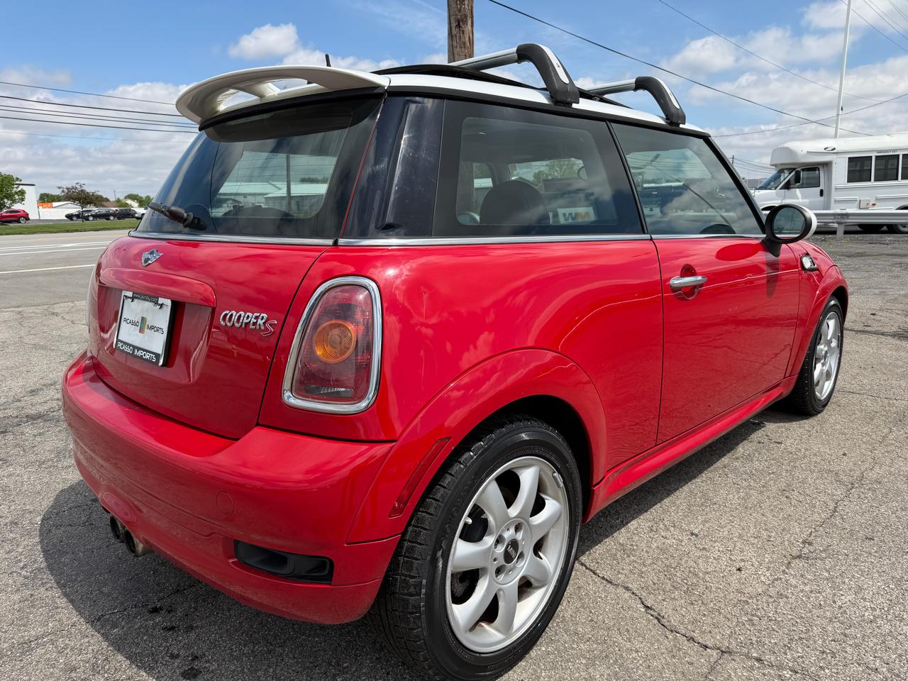 MINI Cooper Hardtop 2dr Cpe S 2010