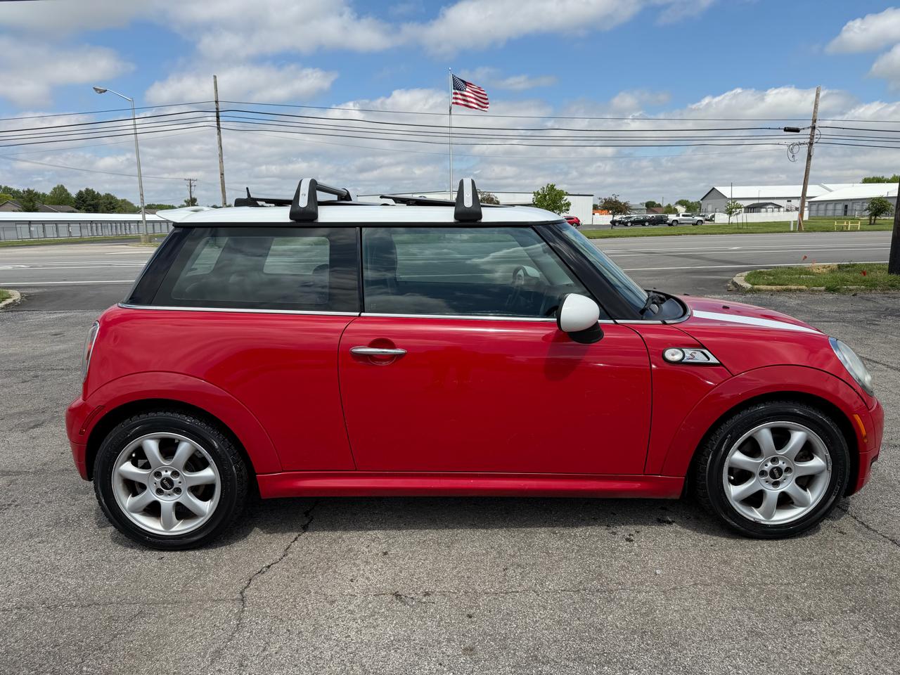 MINI Cooper Hardtop 2dr Cpe S 2010