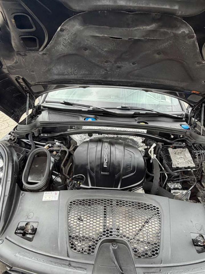 Porsche Macan AWD 2020