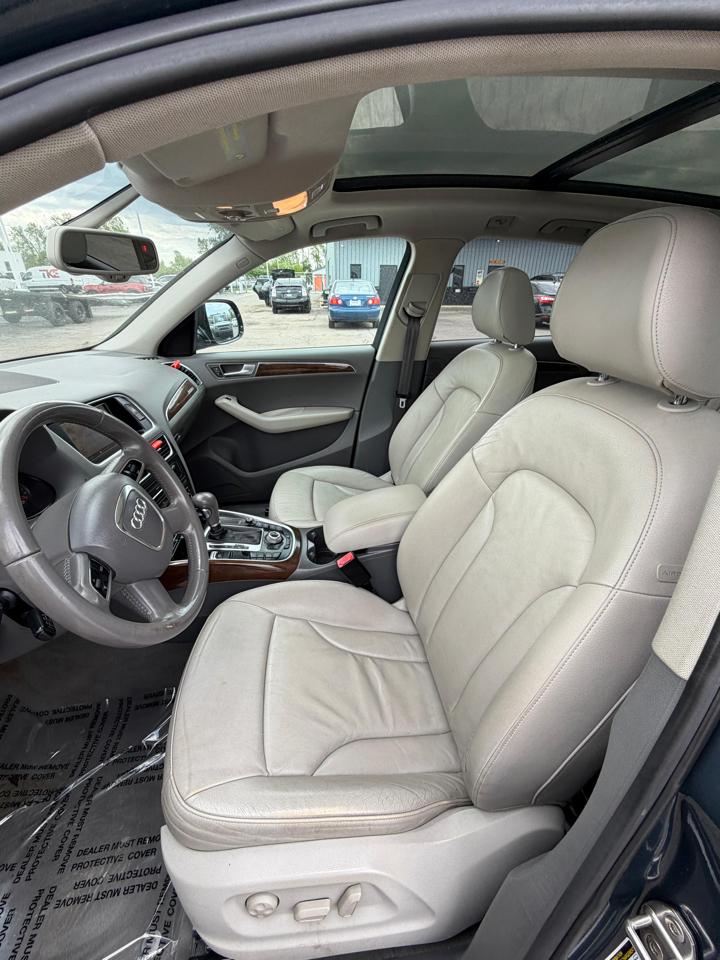 Audi Q5 quattro 4dr 2.0T Premium Plus 2011