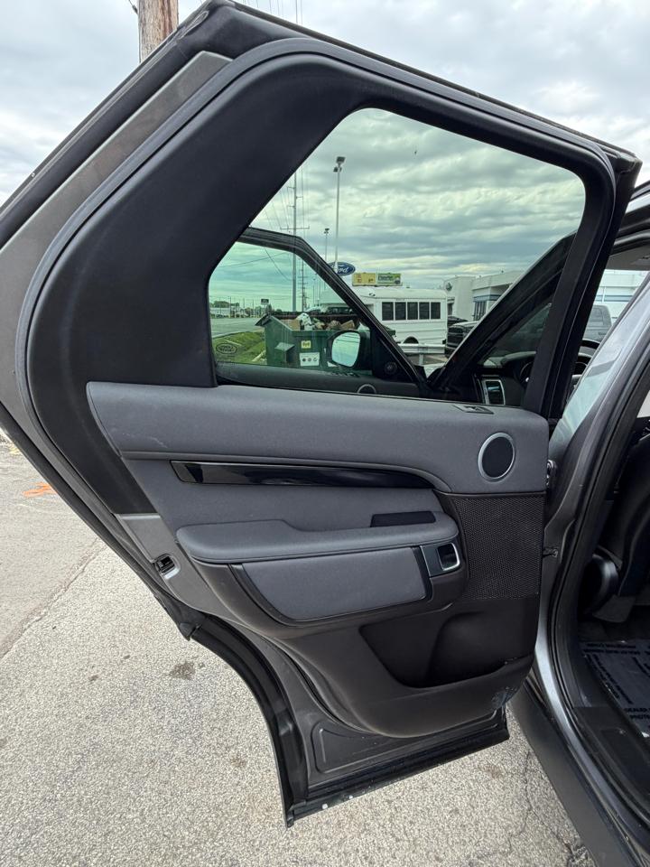 Land Rover Discovery SE V6 Supercharged 2018