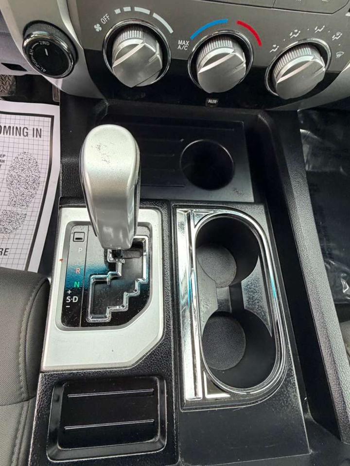 Toyota Tundra 4WD SR5 CrewMax 5.5' Bed 5.7L FFV (Natl) 2017