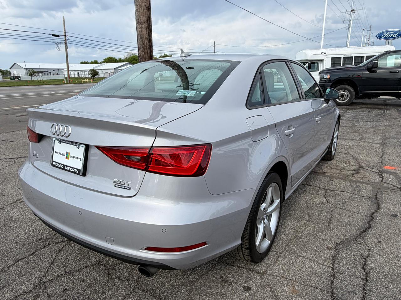 Audi A3 4dr Sdn quattro 2.0T Premium 2016