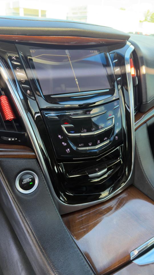 Cadillac Escalade 4WD 4dr Premium 2015