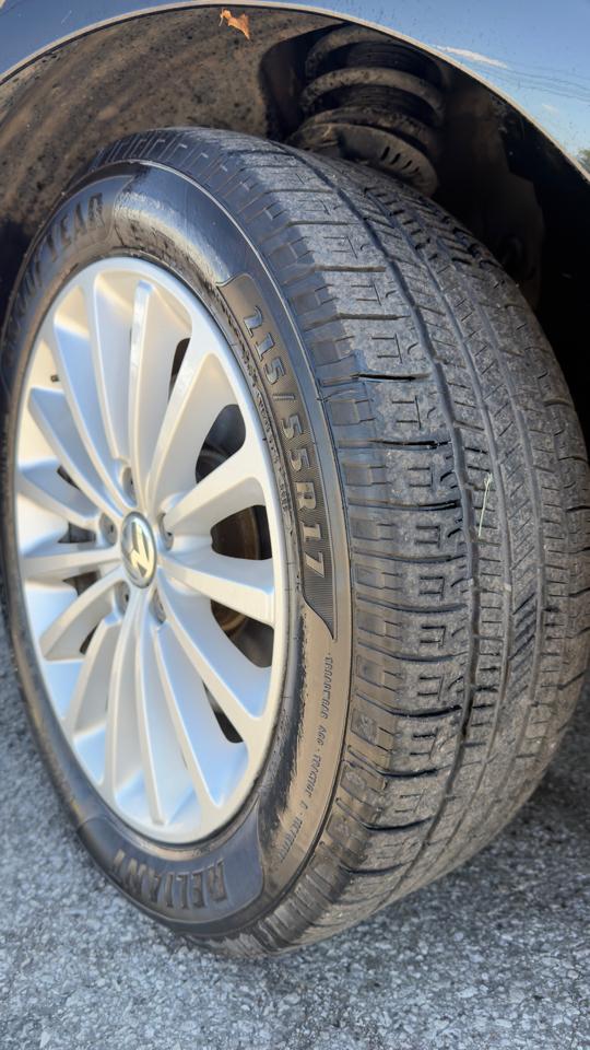 Volkswagen Passat 4dr Sdn 1.8T Auto SE PZEV 2016