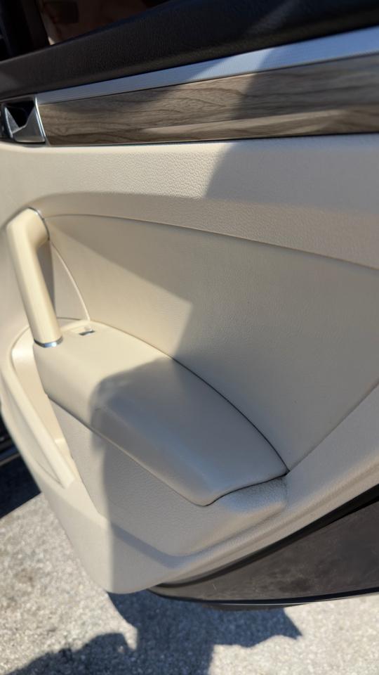 Volkswagen Passat 4dr Sdn 1.8T Auto SE PZEV 2016