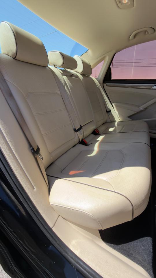 Volkswagen Passat 4dr Sdn 1.8T Auto SE PZEV 2016