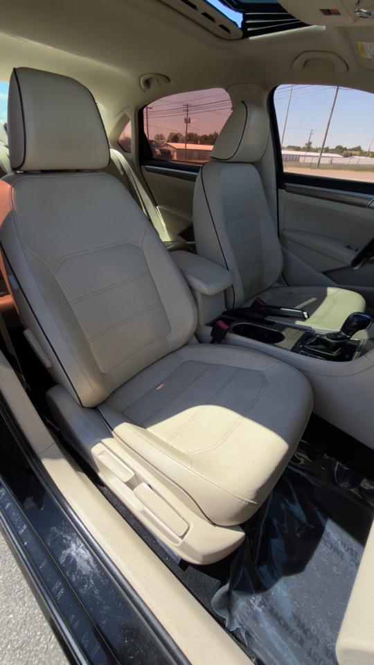 Volkswagen Passat 4dr Sdn 1.8T Auto SE PZEV 2016