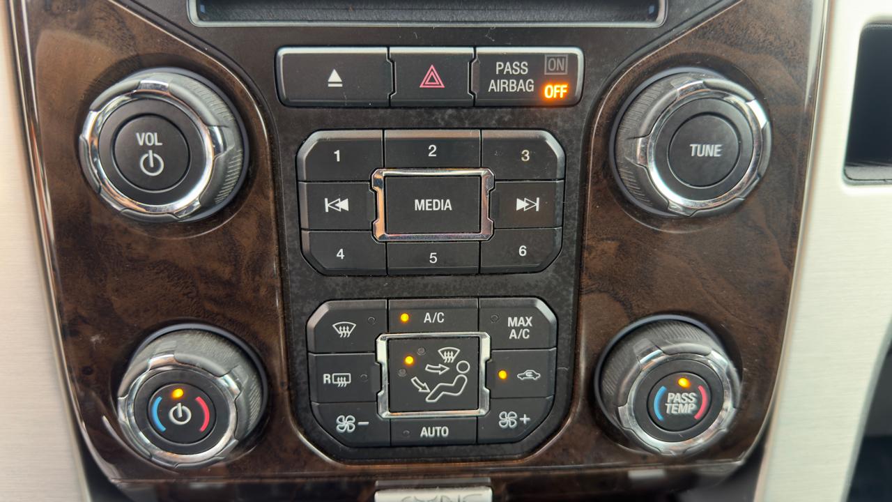Ford F-150 4WD SuperCrew 145" Platinum 2013