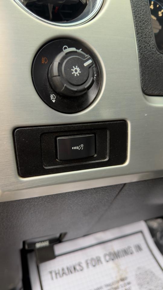 Ford F-150 4WD SuperCrew 145" Platinum 2013