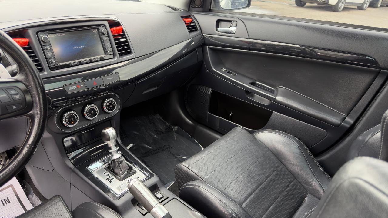 Mitsubishi Lancer Evolution 4dr Sdn TC-SST MR 2014