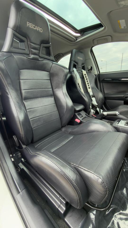 Mitsubishi Lancer Evolution 4dr Sdn TC-SST MR 2014