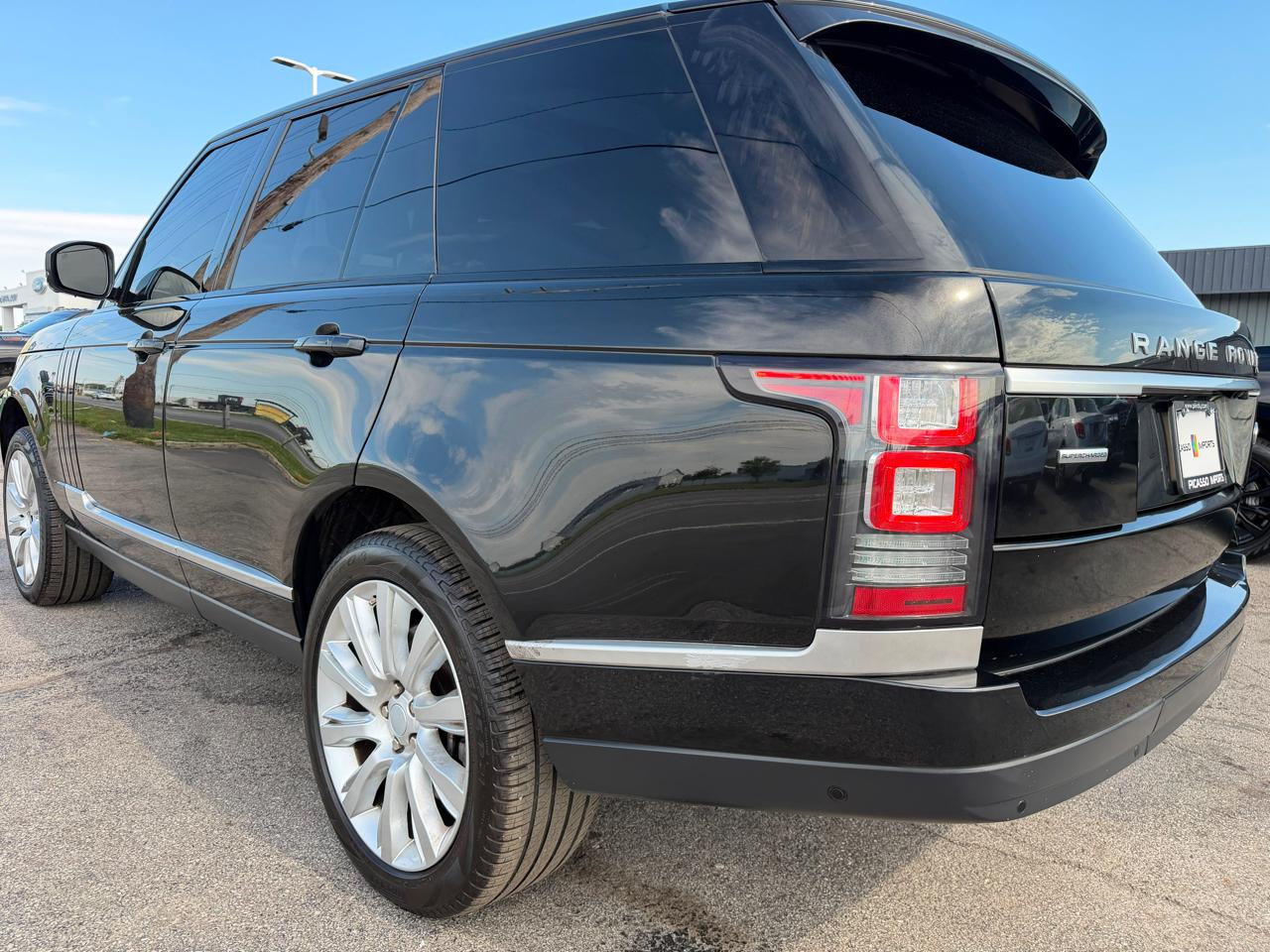 Land Rover Range Rover 4WD 4dr Supercharged 2016