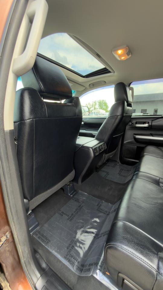 Toyota Tundra 4WD Truck CrewMax 5.7L V8 6-Spd AT LTD (Natl) 2016