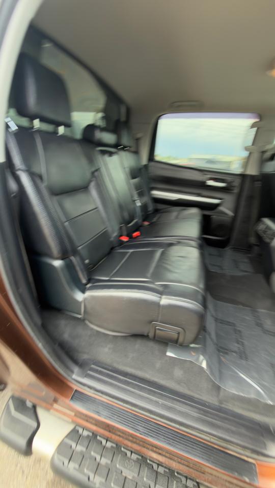 Toyota Tundra 4WD Truck CrewMax 5.7L V8 6-Spd AT LTD (Natl) 2016