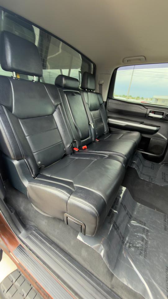 Toyota Tundra 4WD Truck CrewMax 5.7L V8 6-Spd AT LTD (Natl) 2016