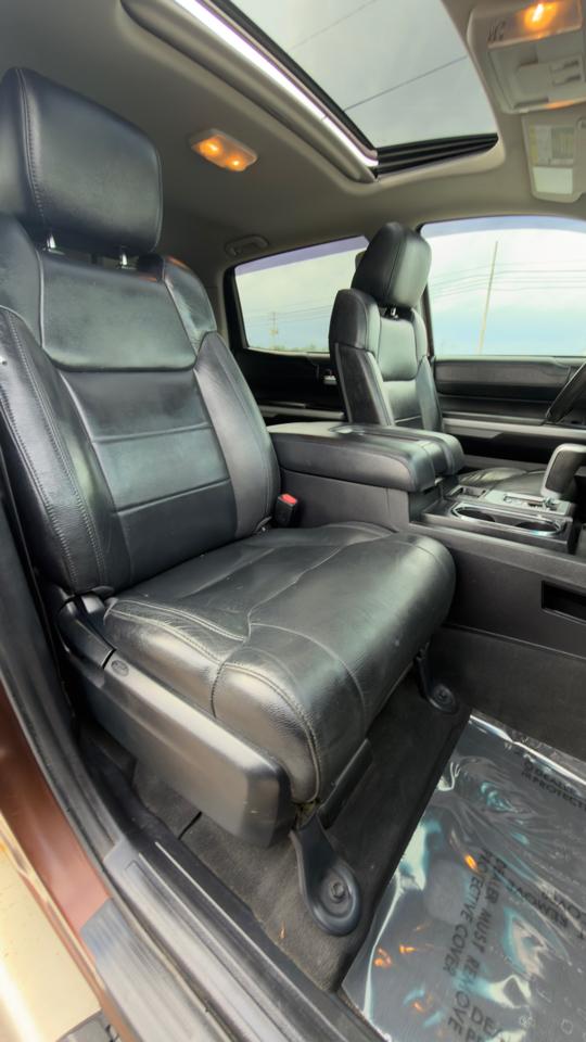 Toyota Tundra 4WD Truck CrewMax 5.7L V8 6-Spd AT LTD (Natl) 2016