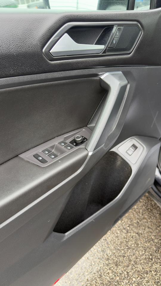 Volkswagen Tiguan 2.0T SEL 4MOTION 2018