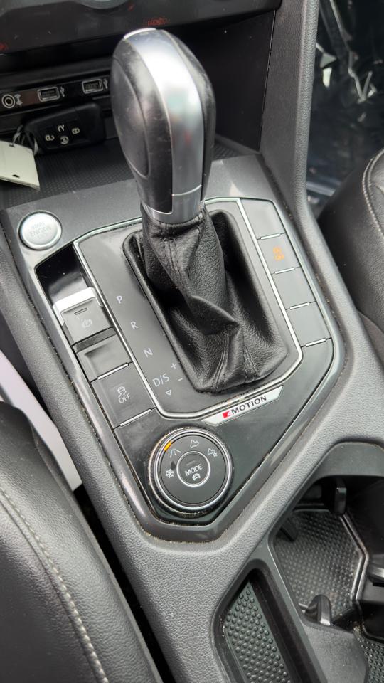 Volkswagen Tiguan 2.0T SEL 4MOTION 2018