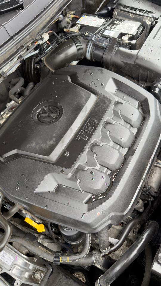Volkswagen Tiguan 2.0T SEL 4MOTION 2018