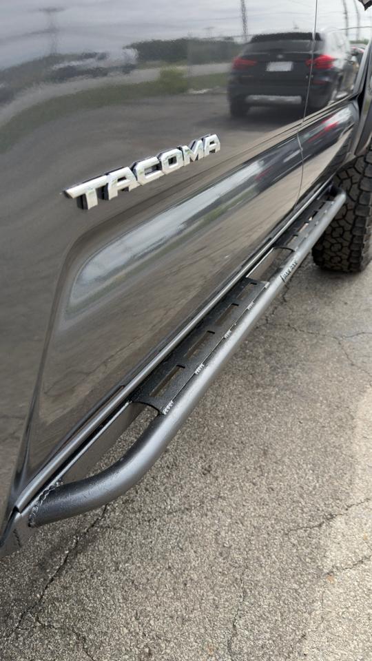 Toyota Tacoma TRD Off Road Double Cab 5' Bed V6 4x4 MT (Natl) 2017