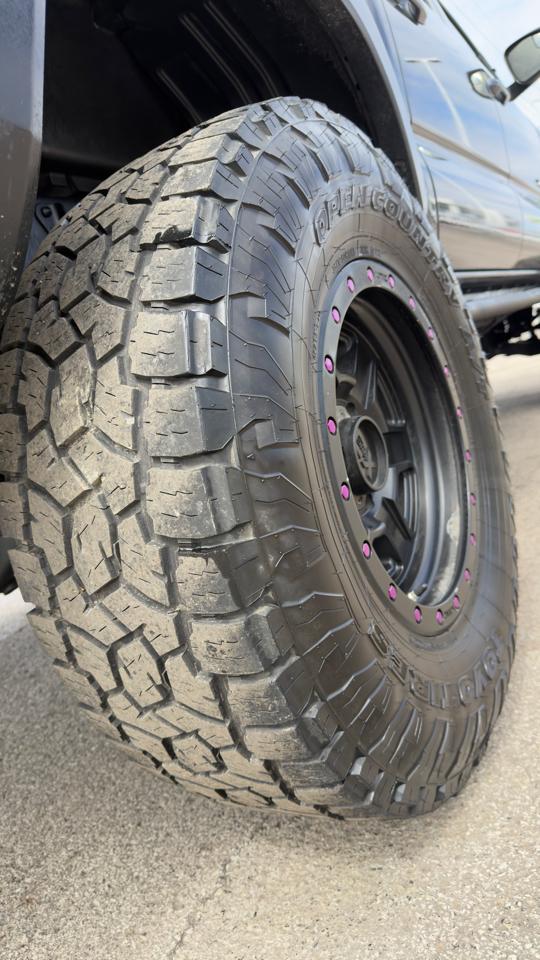 Toyota Tacoma TRD Off Road Double Cab 5' Bed V6 4x4 MT (Natl) 2017