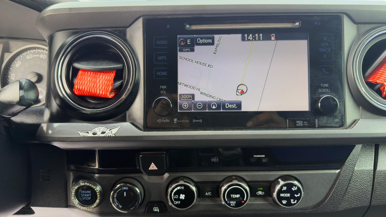 Toyota Tacoma TRD Off Road Double Cab 5' Bed V6 4x4 MT (Natl) 2017