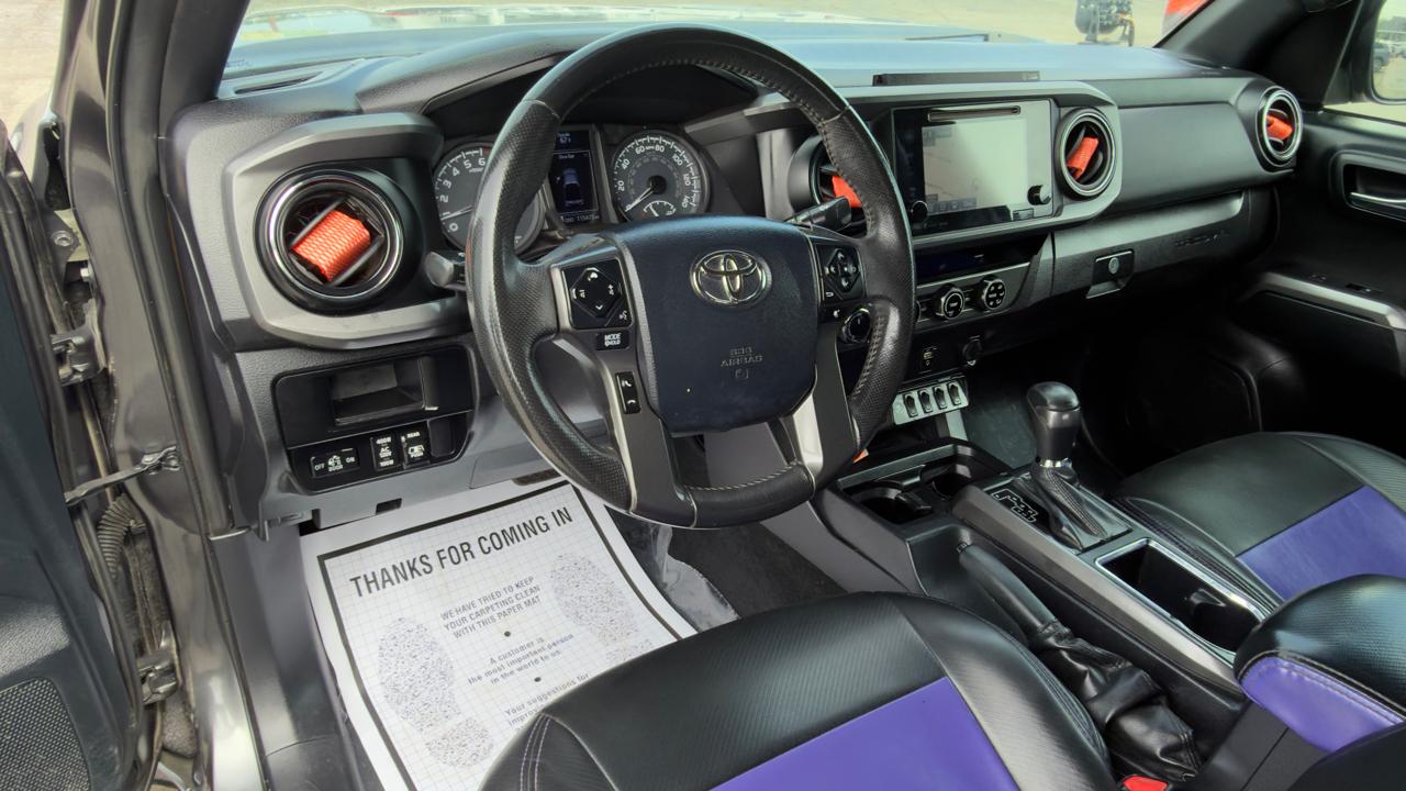 Toyota Tacoma TRD Off Road Double Cab 5' Bed V6 4x4 MT (Natl) 2017